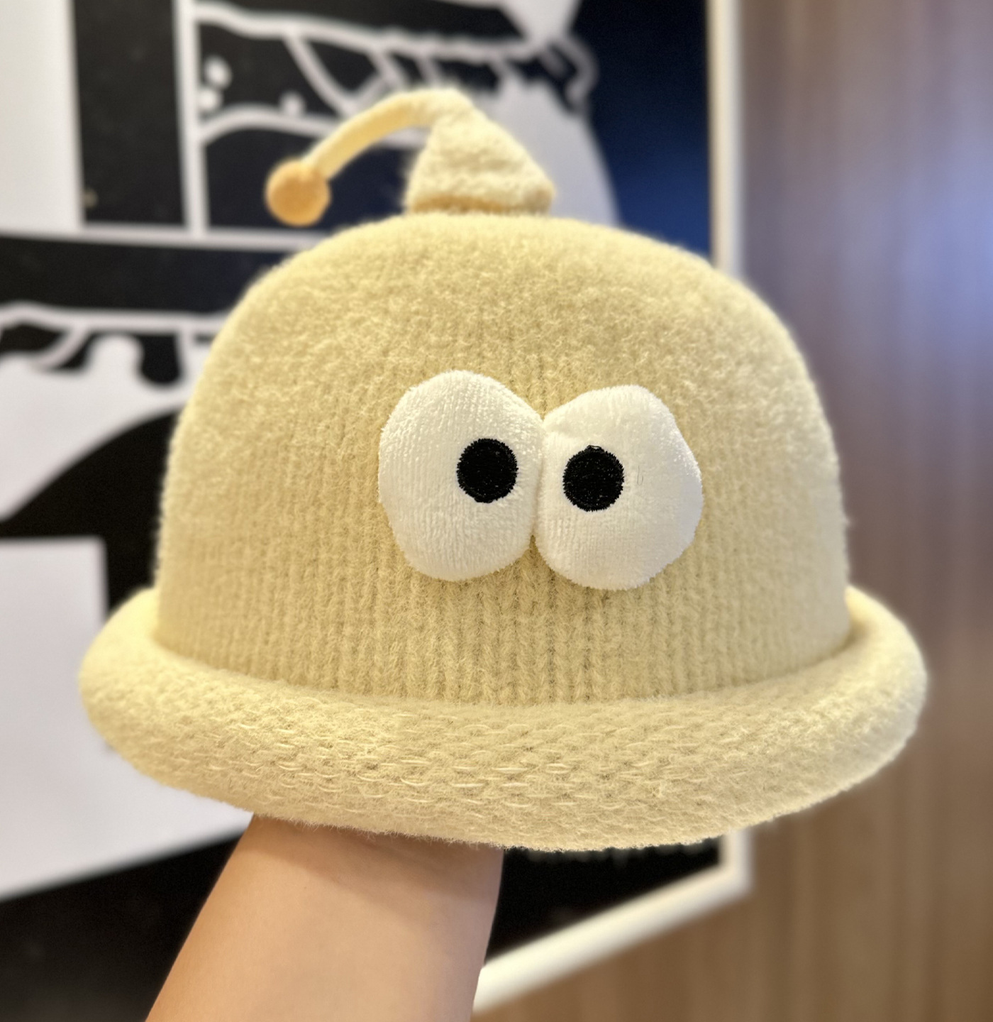 Playful Big-Eyed Garlic Knitte - Beanie Cuffed Knit recension och pris